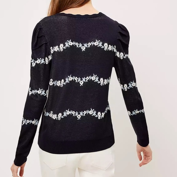 Raspberry red floral puff sleeve sweater - Picture 3 of 3